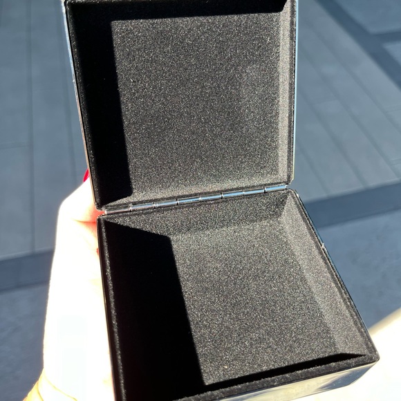 Timeless Treasures jewelry trinket box New - Picture 6 of 6